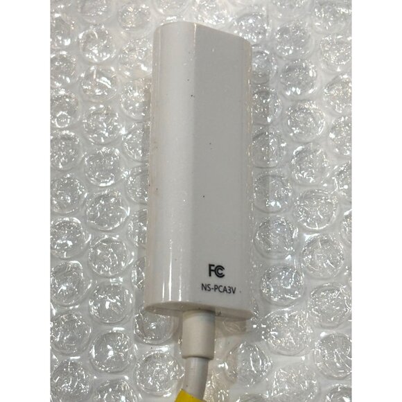 Insignia USB To VGA Adapter Converter White - Picture 2 of 3